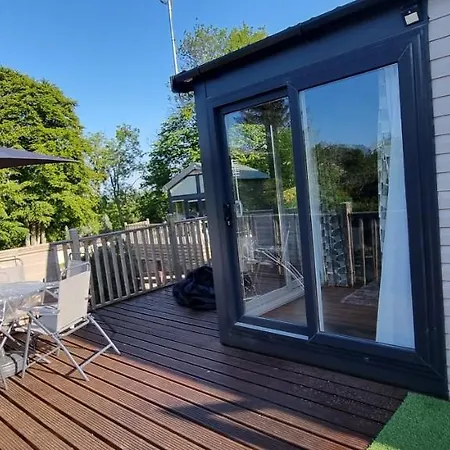 Lynton Lodges Evanton Exterior photo